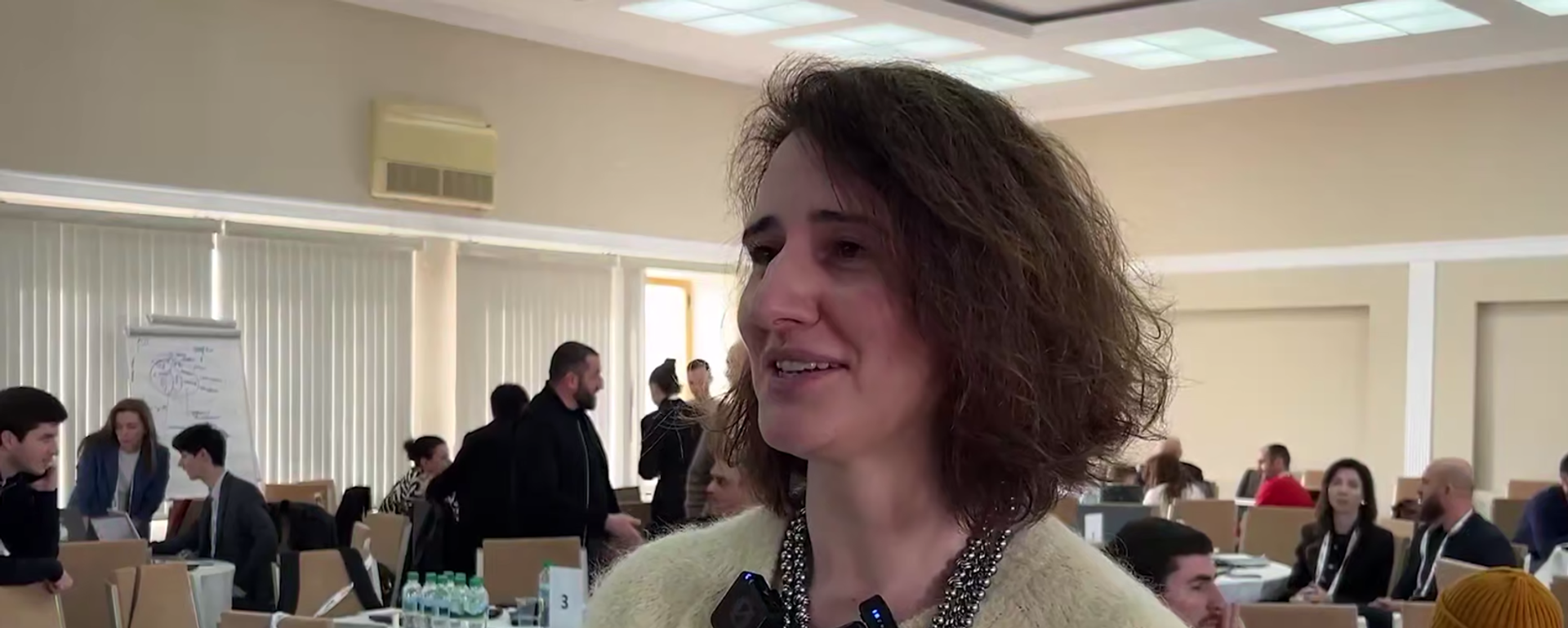 Эксперт Оксана Ачкасова выступила с лекцией на конкурсе Гостеприимная Абхазия - Sputnik Абхазия, 1920, 28.01.2026