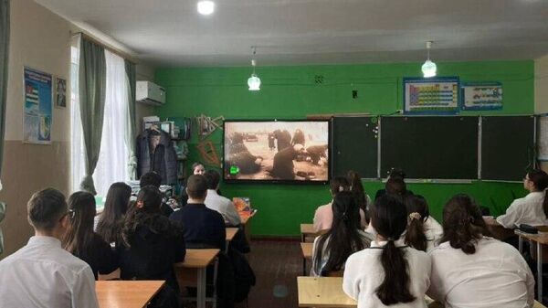 Ленинград аблокада шьаҭанкыла ахыхра иазкыз RT Documentary афильмқәа дырбара мҩаԥысит Аҟәа ҳәа аанацҳауеит Аԥсны иҟоу Россотрудничество ахаҭарнакра - Sputnik Аҧсны