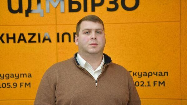 Аэропорт, туризм и планы развития: Нури Тарба рассказал, над чем работают в Гулрыпшском районе - Sputnik Абхазия