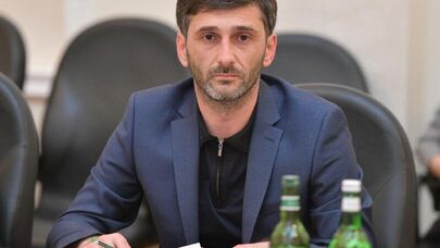 Юрий Хагуш утвержден в должности главы Гагрского района