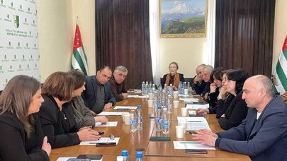 Расширенное заседание комиссии по развитию госязыка, образования, науки, культуры и духовного наследия, состоялось в Общественной палате