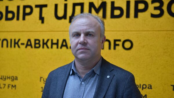 Арепатриантцәа рзы анхарҭатә программеи аҳәынҭпрограмма Анхарҭеи еидкылахоит: аиҿцәажәара - Sputnik Аҧсны