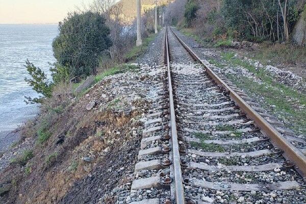 Аԥсны адәыӷбақәа рныҟәара еиҭашьақәдыргылоит иахьа ахәылбыҽха - Sputnik Аҧсны