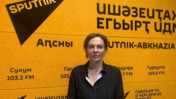 Аԥсны еицырдыруа ахьӡқәа: Арсиалиаԥҳа Леуарса Быҭәба изкны  - Sputnik Аҧсны