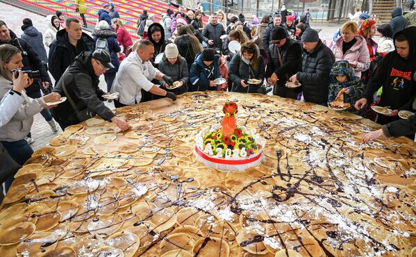 Яркий колорит Бахчисарайского парка в Крыму - Sputnik Абхазия