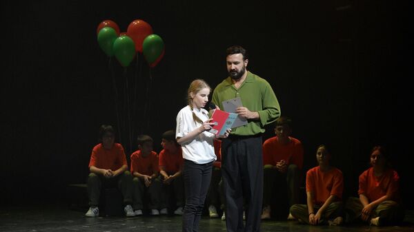 Спектакль Супергерои в РУСДРАМе - Sputnik Абхазия