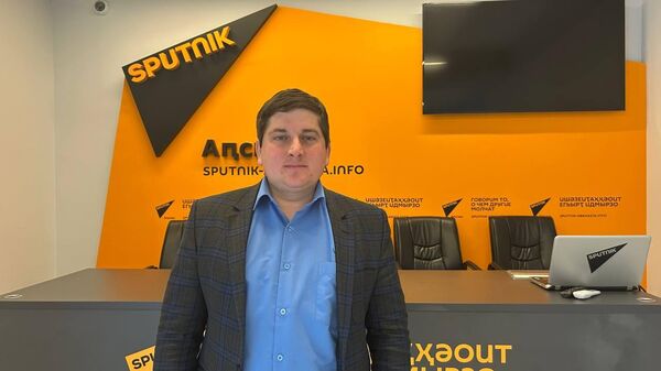 Тҟәарчалтәи атеатр арепертуари агастрольқәеи: аиҳабы ицәажәара - Sputnik Аҧсны