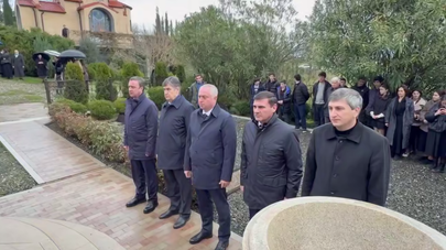 Президент Абхазии почтил память Сергея Багапш в Джгярде