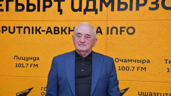 Ардзинба и Багапш - два президента, одна цель. - Sputnik Абхазия