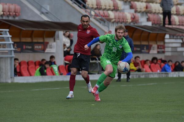 "Рица" из Гудауты играла с чемпионом страны прошлого сезона — "Гагрой" - Sputnik Абхазия