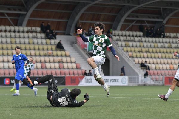 В первом туре также встречались "Афон" и "Нарт" - Sputnik Абхазия