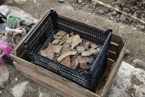 Сроки раскопок на набережной Сухума могут продлить из-за погодных условий, отметил замглавы администрации столицы Константин Тарба - Sputnik Абхазия