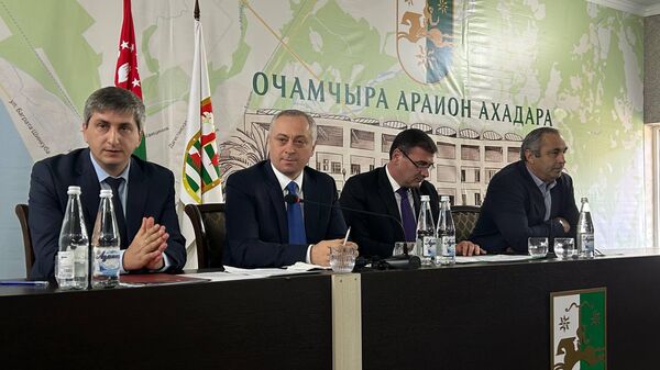 собрании администрации Очамчырского района - Sputnik Аҧсны