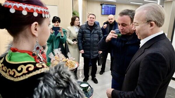 Урыстәылеи Аԥсни ркультуратә центр аатуеит Евразиатәи аҭҵаарадырра-ҵаратә центр Уфатәи аҵараиурҭабжьаратә кампус аҿы - Sputnik Аҧсны