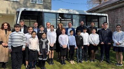 Новый автобус появился в школе села Куланырхуа