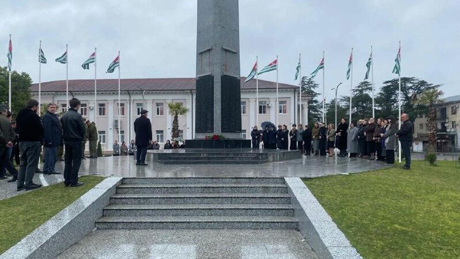 Память погибших в Мартовском наступлении почтили в Очамчыре Память погибших в Мартовском наступлении почтили в Очамчыре - Sputnik Абхазия, 1920, 16.03.2026