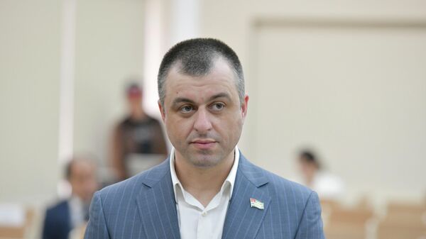 Апарламент адепутатцәа ралхразы азакәан иалагалахо аԥсахрақәа: адепутат ихҳәаа - Sputnik Аҧсны