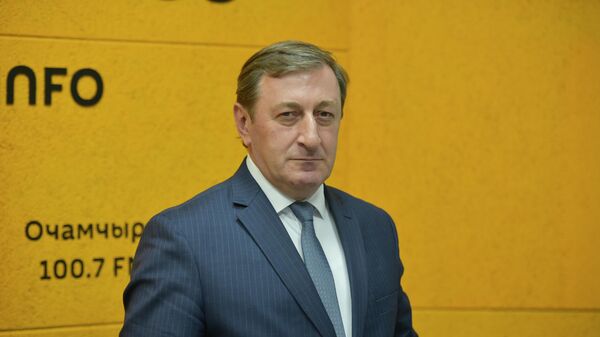 Ашәҟәҩыреи ауаажәларра-политикатә ԥсҭазаареи еицаазгоз: Владимир Занҭариа игәалашәара аҳаҭыраз - Sputnik Аҧсны
