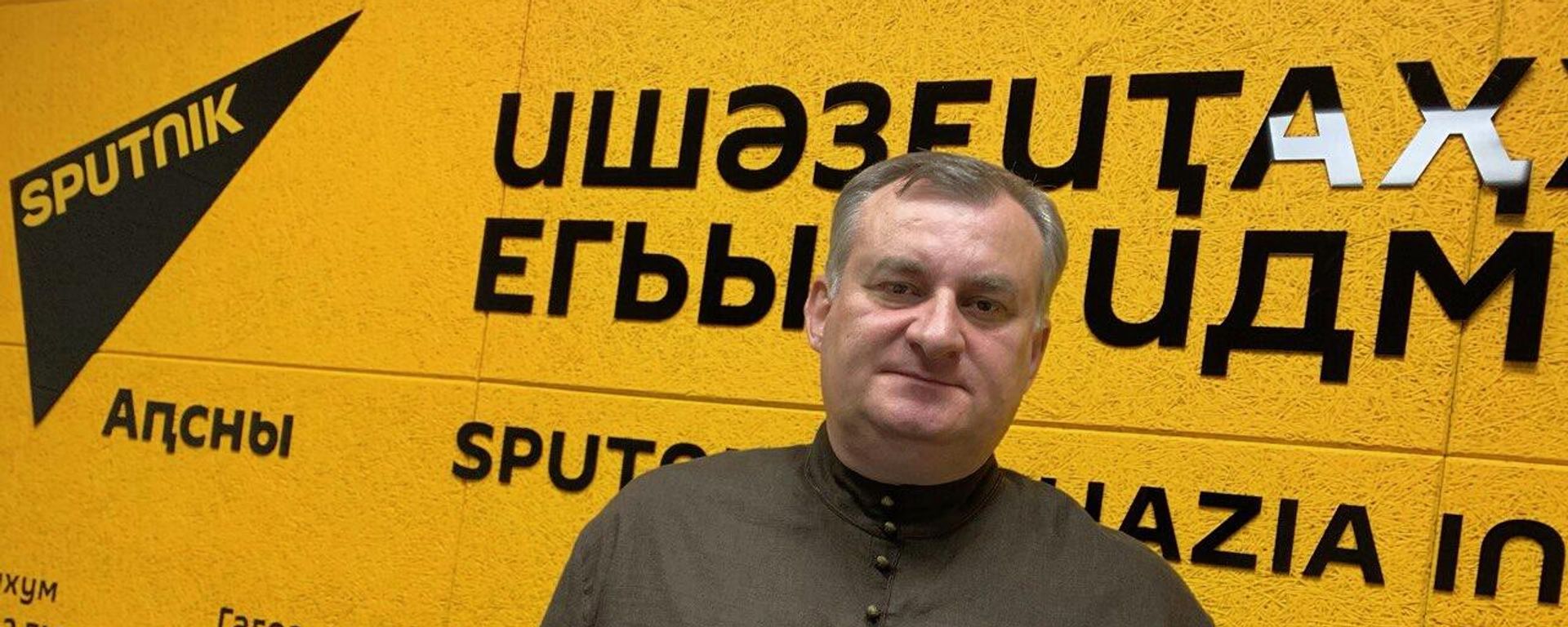 Бутба о помощи гражданам Абхазии по ОМС в России - Sputnik Абхазия, 1920, 23.03.2026