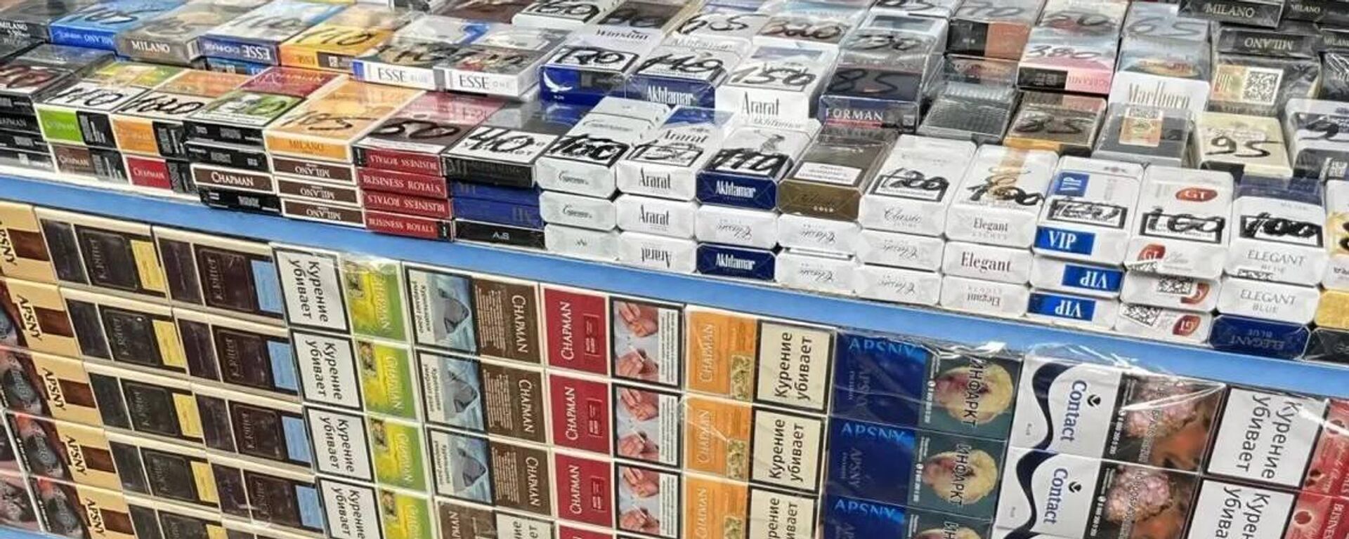 Нелегальную табачную продукцию на  33 500 рублей выявили в Сухуме. - Sputnik Абхазия, 1920, 25.03.2026