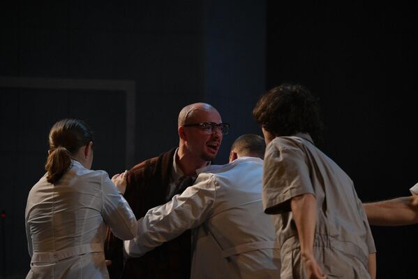 Режиссер — Алла Юганова, педагог Высшего театрального училища имени М. С. Щепкина и заслуженная артистка России - Sputnik Абхазия