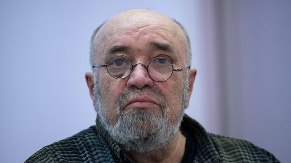 Евгений Попов - Sputnik Абхазия