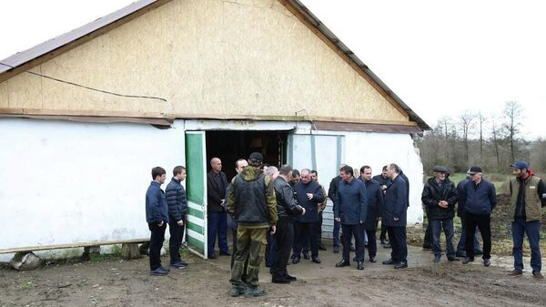 Аԥсни Урыстәылеи аԥснытәи алабораториақәа рҿы иҟаҵоу аветеринартә ҭҵаарақәа разхаҵара иалацәажәеит - Sputnik Аҧсны