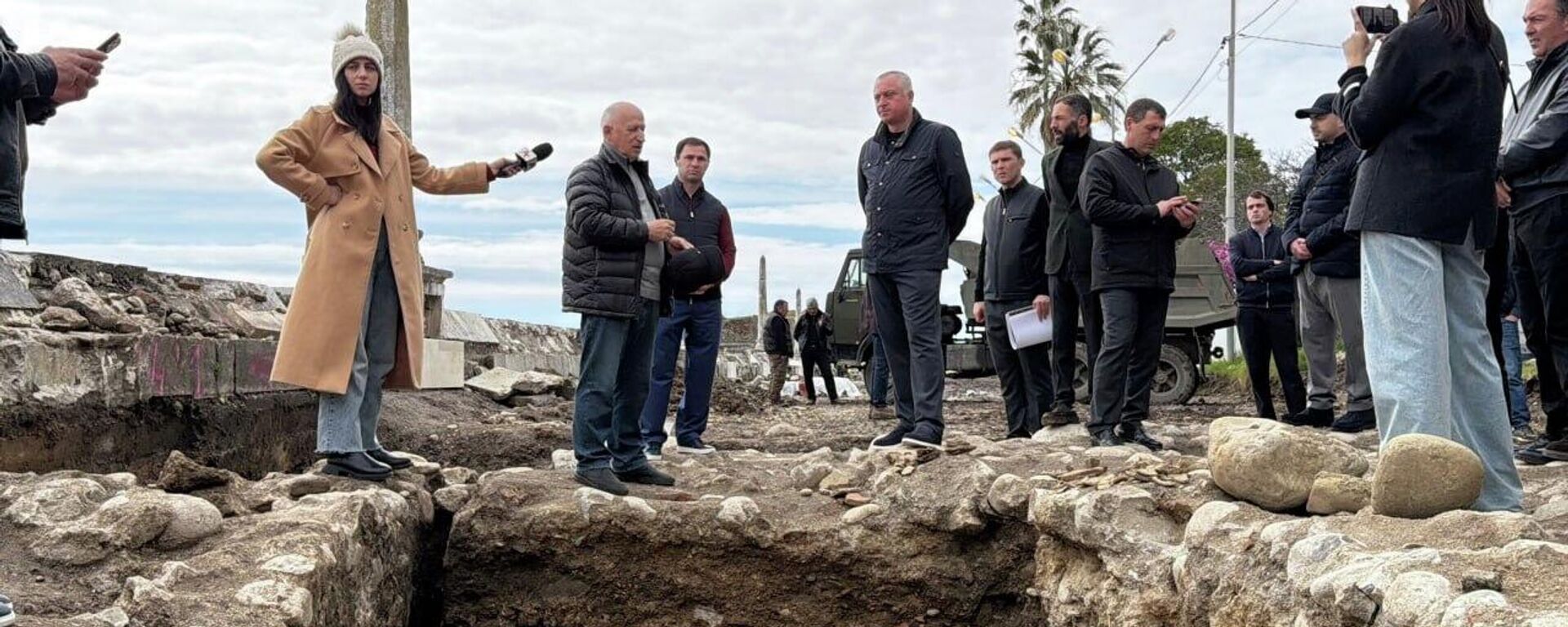 Бадра Гәынба археологиатә ԥшаарақәа ахьымҩаԥысуа аҟәатәи аԥшаҳәа даҭааит - Sputnik Абхазия, 1920, 28.03.2026