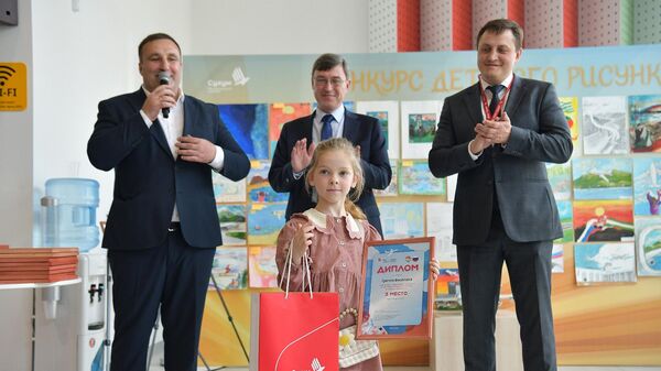 Детский художественный конкурс Крылья над Сухумом: мост дружбы  - Sputnik Абхазия