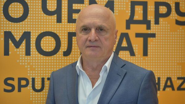 Аекономикатә форум иаԥнаҵо алшарақәа: аусдкылаҩ, Ауаажәларратә палата алахәыла ицәажәара - Sputnik Аҧсны