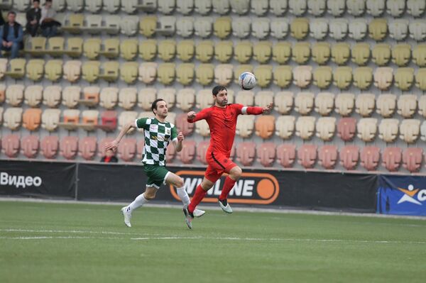 Счет в игре был открыт уже на 15 минуте – отличился футболист кутолской команды Батал Чегия - Sputnik Абхазия