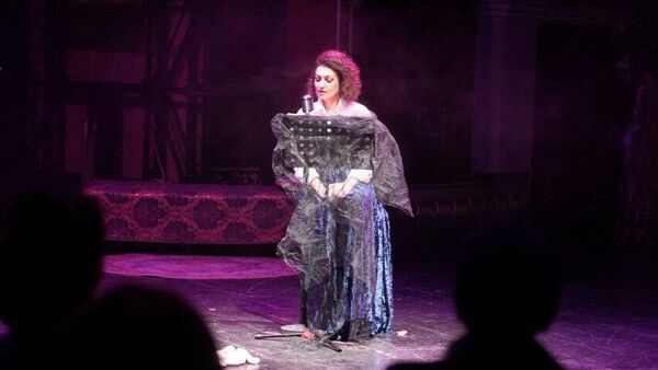 Моноспектакль Слово Гогуа: Елана прошел в Абхазском театре - Sputnik Абхазия