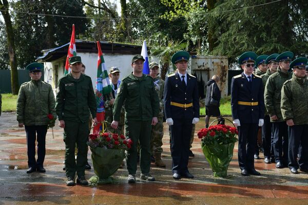 Церемония памяти погибшего подполковника Квитко Церемония памяти погибшего подполковника Квитко - Sputnik Абхазия