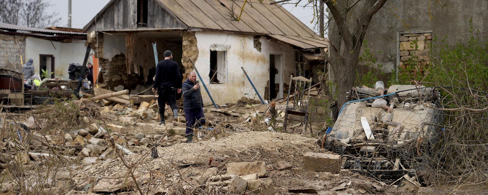 Ликвидация последствий наводнения в Дагестане - Sputnik Абхазия, 1920, 14.04.2026