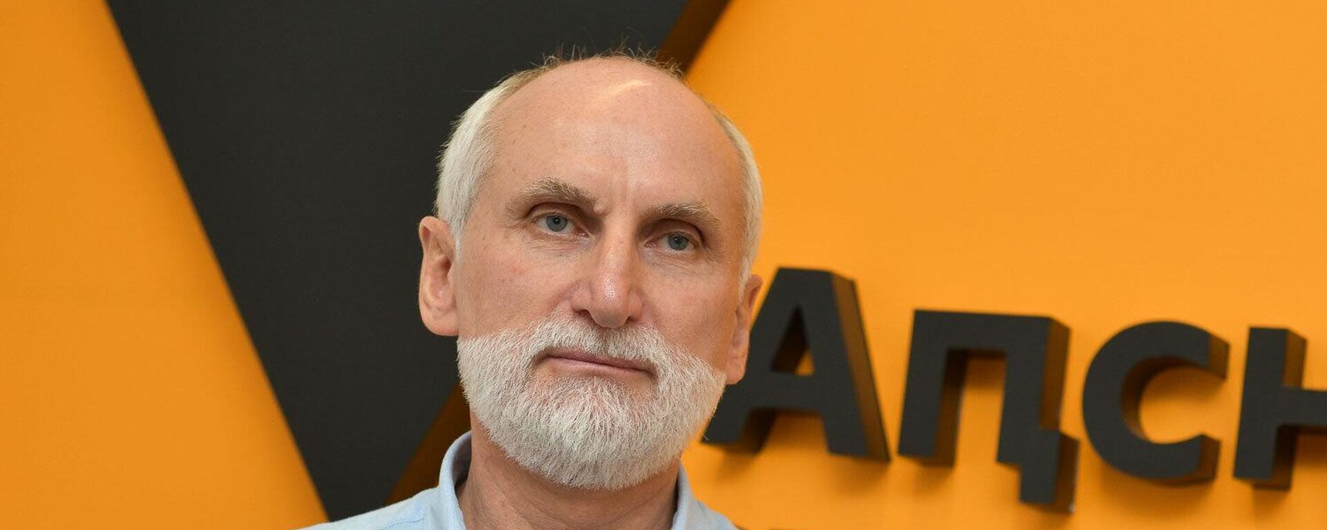 Культурное взаимодействие Абхазии и России: интервью с Нодаром Чанба - Sputnik Абхазия, 1920, 17.04.2026