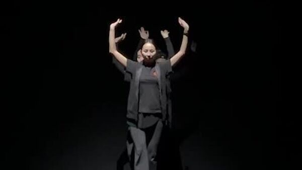 Государственный академический ансамбль песни и танца Калмыкии Тюльпан сегодня выступит в Госфилармонии в Сухуме - Sputnik Абхазия