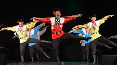 Государственный академический ансамбль песни и танца Калмыкии "Тюльпан"