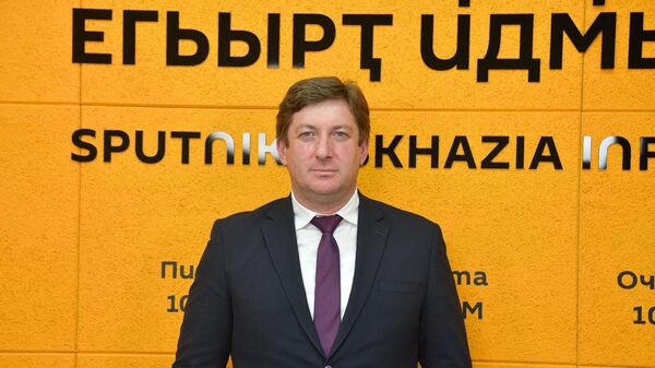 Депутат Ахра Пачулия рассказал об экономических возможностях Абхазии
 - Sputnik Абхазия