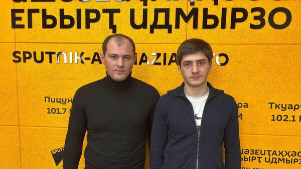 Дополнительное время: Чежия и Джанба о медалях на вечере Дерись и побеждай - Sputnik Абхазия