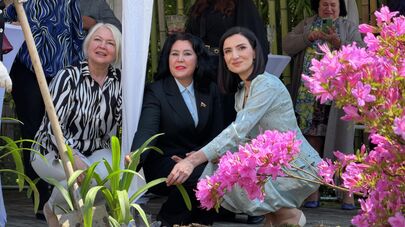 Первая леди Абхазии Ирма Хашиг встретилась с участницами Международного форума деловых женщин.