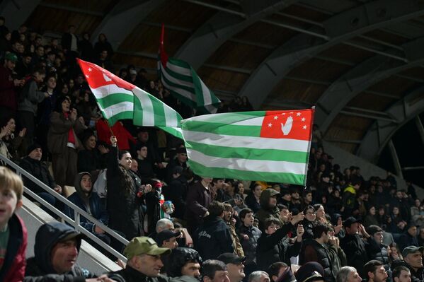 У абхазской команды была огромная поддержка болельщиков, трибуны были заполнены фанатами. - Sputnik Абхазия