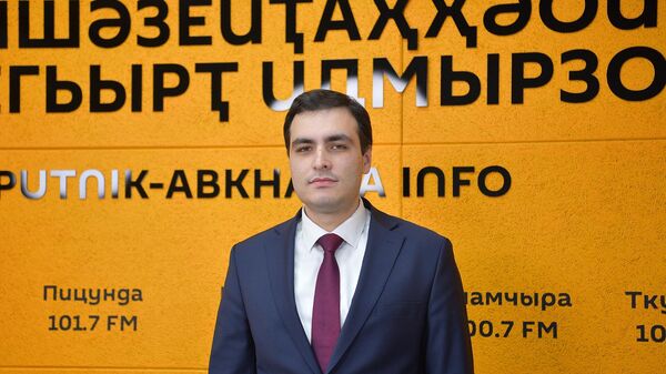 Культура экономии: министр рассказал, как эффективно потреблять электричество в Абхазии - Sputnik Абхазия