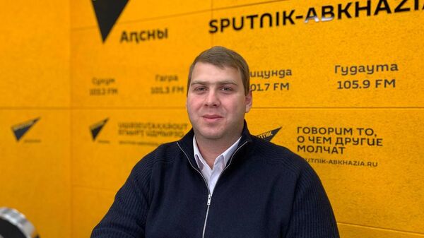 Инспекция президента, выход из дотаций и Совет молодежи: Тарба о происходящем в Гулрыпшском районе  - Sputnik Абхазия