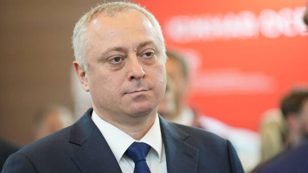 Бадра Гунба принял участие в пленарном заседании Кавказского инвестиционного форума — 2026 - Sputnik Аҧсны