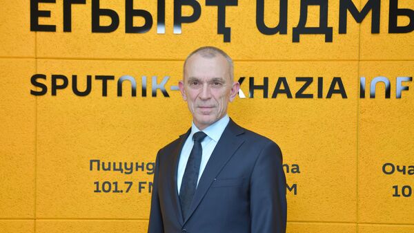 Взаимный интерес: Аджинджал о сотрудничестве с РАН и будущем IT в Абхазии - Sputnik Абхазия