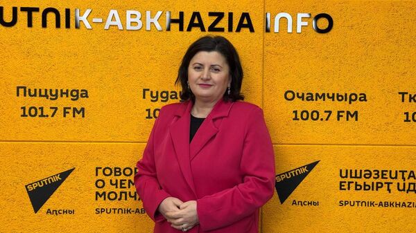 Ахсалԥҳа лаҵарамзазы иҟоу ахьшәашәарақәеи аԥхаррақәа аныҟалои ртәы дазааҭгылеит - Sputnik Аҧсны