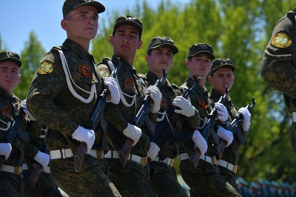 Абхазские военные на Параде Победы. - Sputnik Абхазия