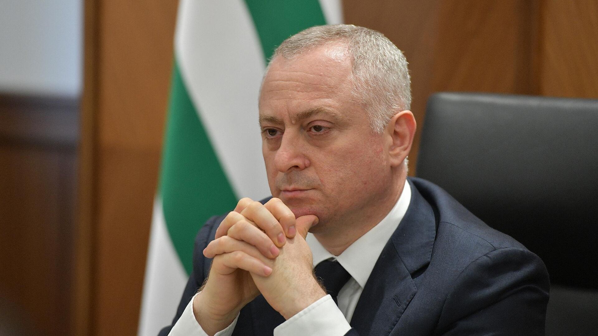 Президент Абхазии Бадра Зурабович Гунба Президент Абхазии Бадра Зурабович Гунба - Sputnik Абхазия, 1920, 08.09.2026