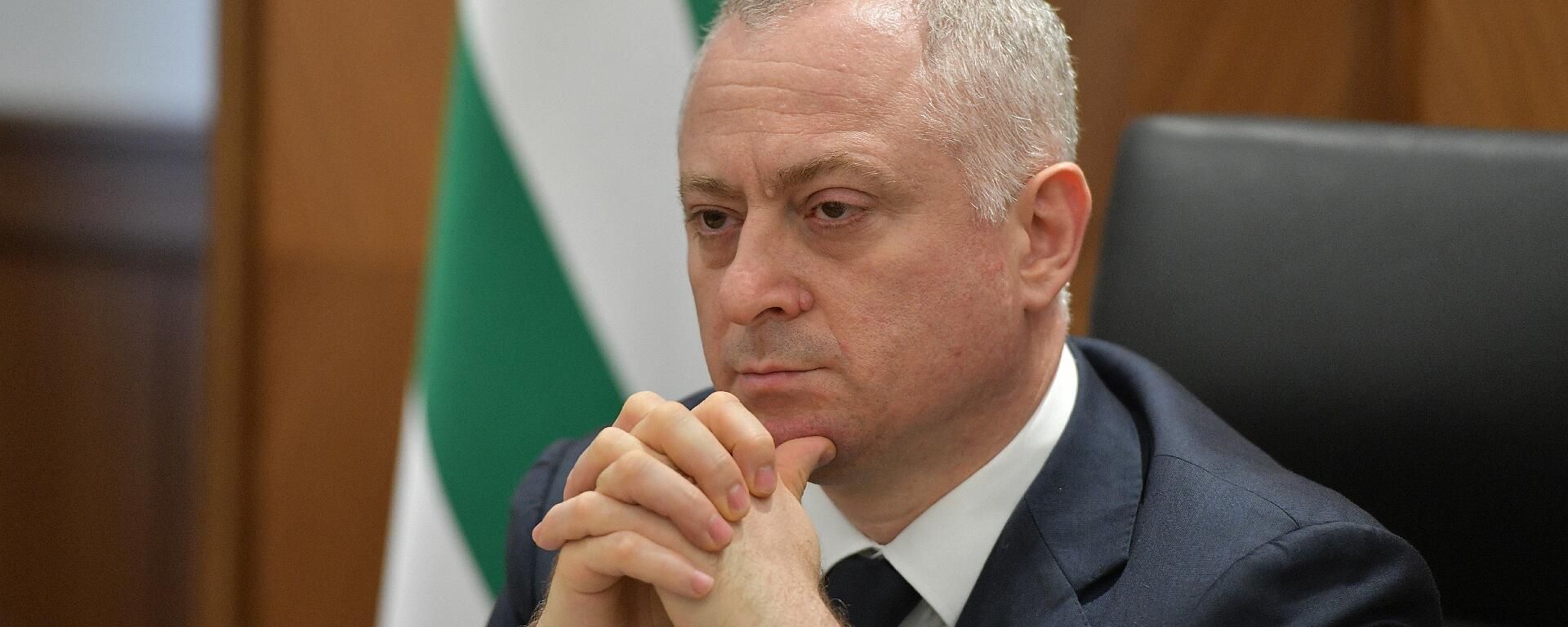 Президент Абхазии Бадра Зурабович Гунба - Sputnik Абхазия, 1920, 08.09.2026