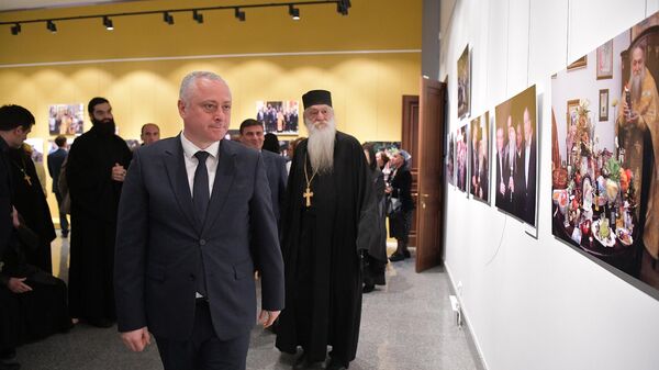 Фотовыставка Владимира Попова в ЦВЗ Церковь и государство - Sputnik Аҧсны